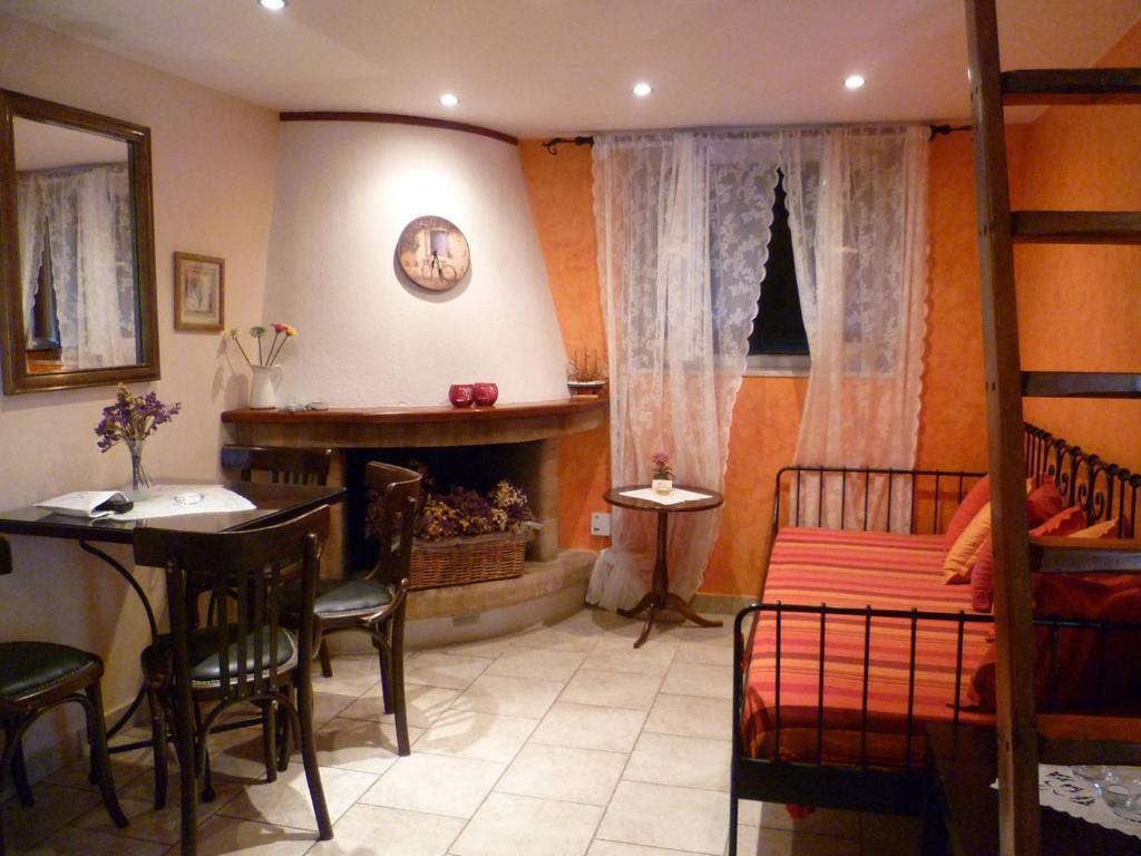 أكراتا Meliti Guesthouse الغرفة الصورة