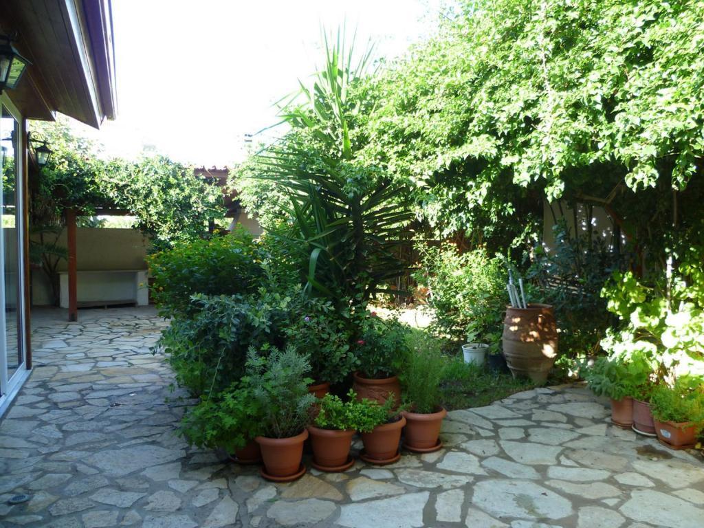 أكراتا Meliti Guesthouse الغرفة الصورة