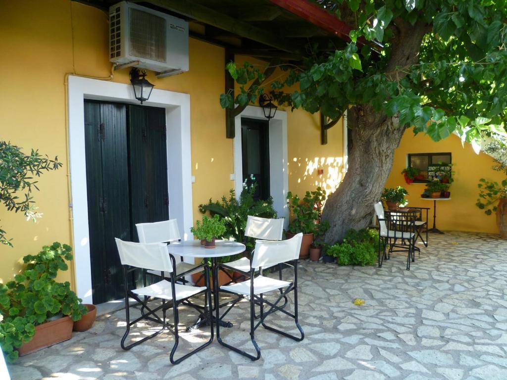 أكراتا Meliti Guesthouse المظهر الخارجي الصورة