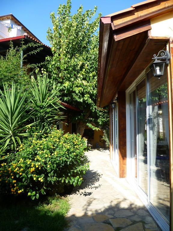 أكراتا Meliti Guesthouse المظهر الخارجي الصورة