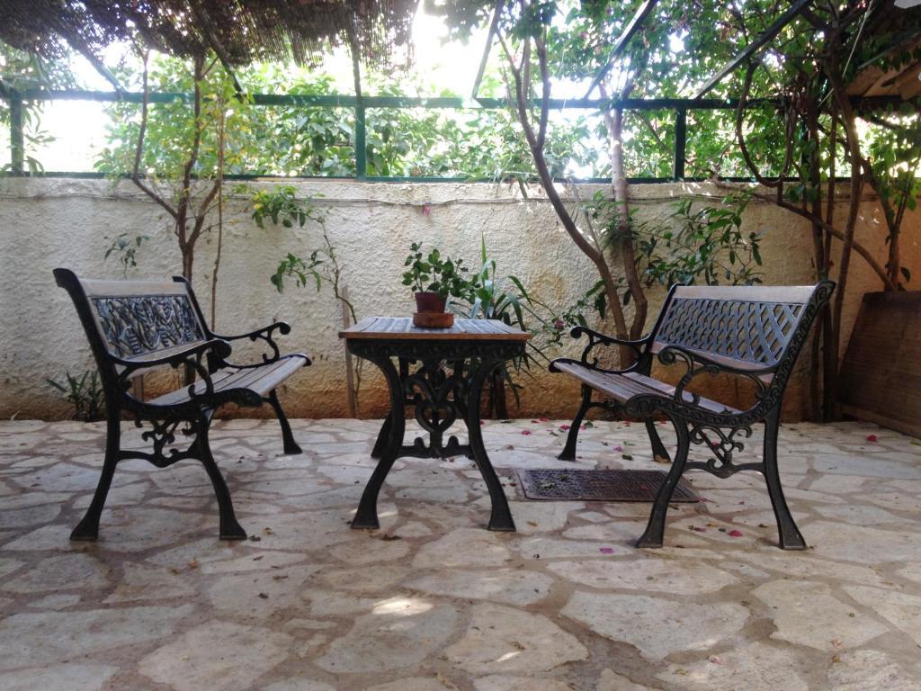 أكراتا Meliti Guesthouse المظهر الخارجي الصورة